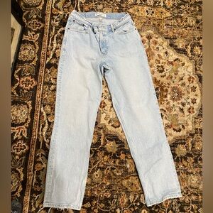 Abercrombie 90s Straight Low Rise light wash jeans